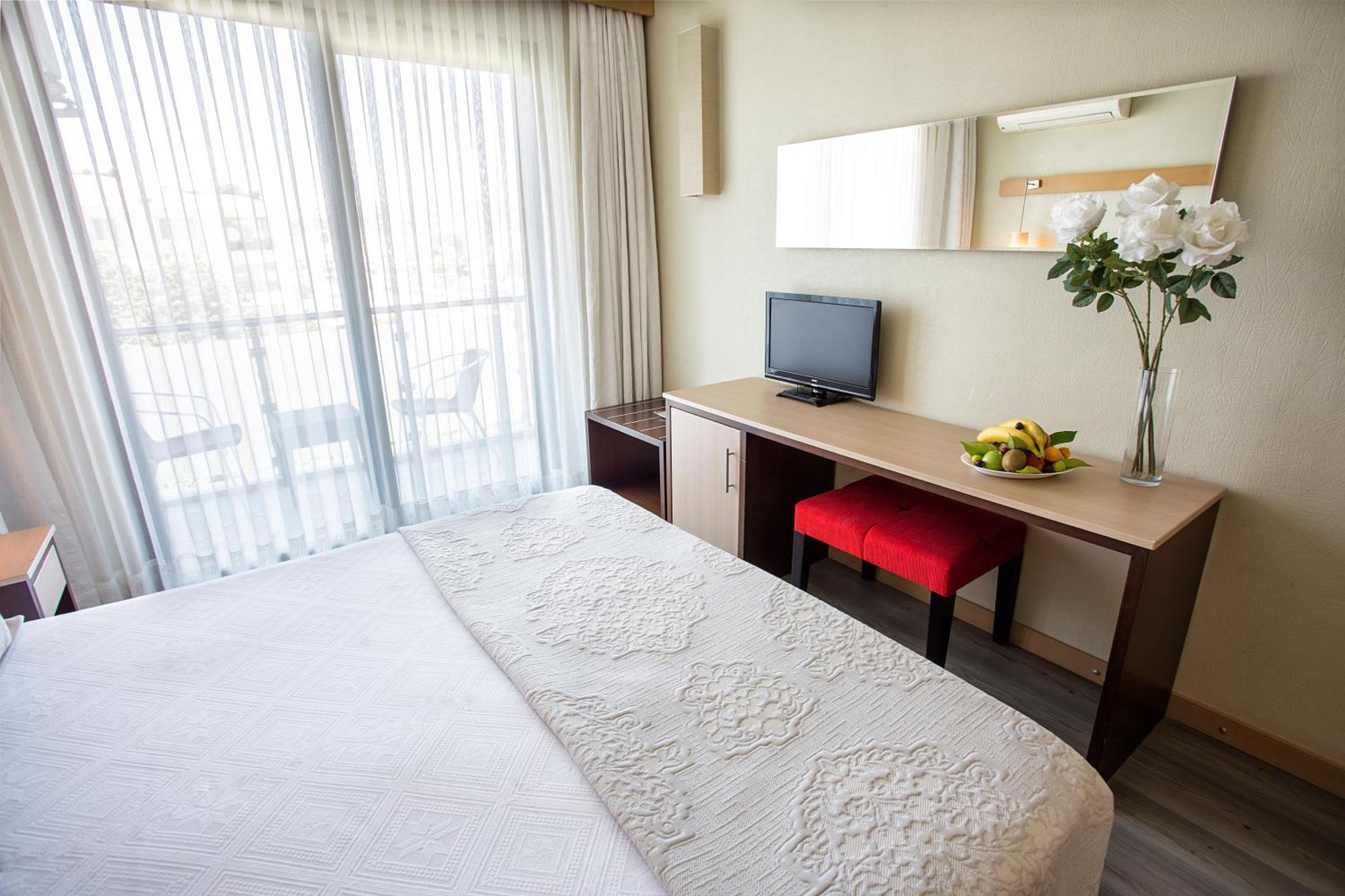 Cilek Marina Otel Çeşme Kültér fotó